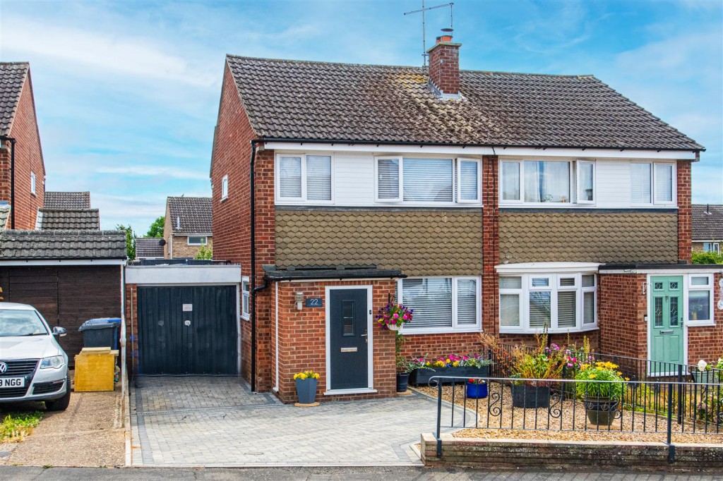 Images for Lomond Drive, Kettering EAID:oscarjamesapi BID:2