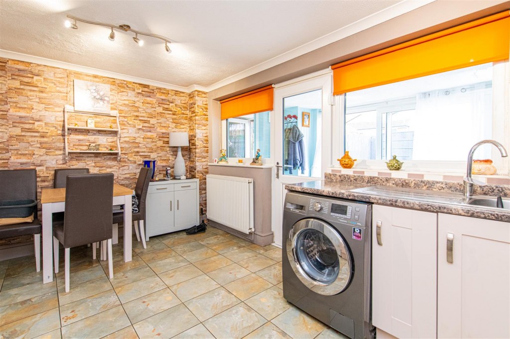 Images for Lomond Drive, Kettering EAID:oscarjamesapi BID:2