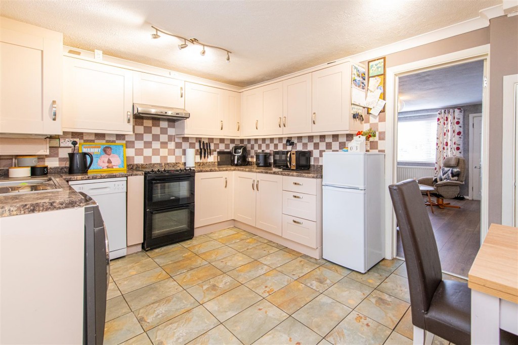 Images for Lomond Drive, Kettering EAID:oscarjamesapi BID:2