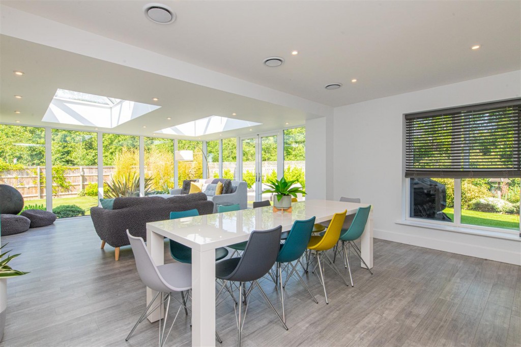 Images for Lake Drive, Weldon, Corby EAID:oscarjamesapi BID:4