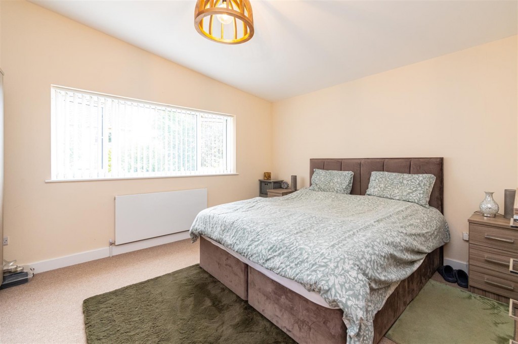 Images for Trinity Road, Rothwell, Kettering EAID:oscarjamesapi BID:2