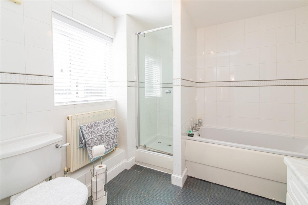 Images for Beech Close, Desborough EAID:oscarjamesapi BID:2