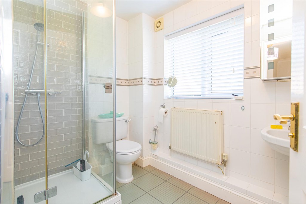 Images for Beech Close, Desborough EAID:oscarjamesapi BID:2