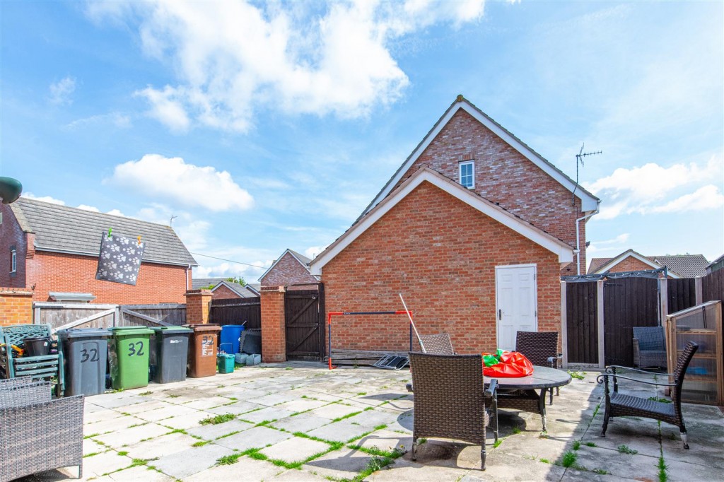 Images for Rochester Road, Corby EAID:oscarjamesapi BID:4