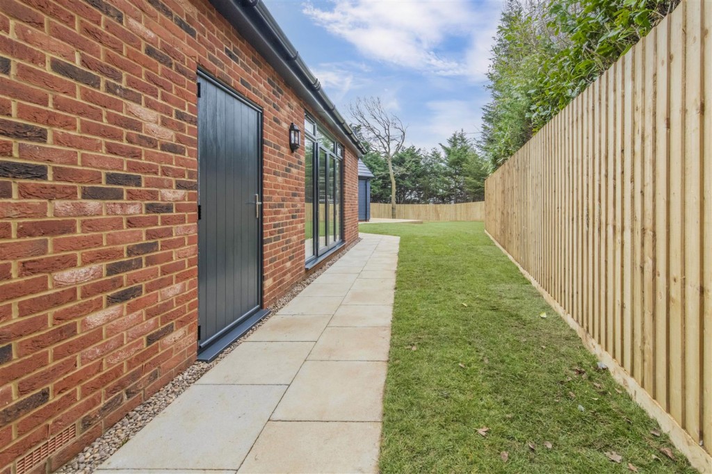 Images for Polwell Lane, Barton Seagrave EAID:oscarjamesapi BID:2