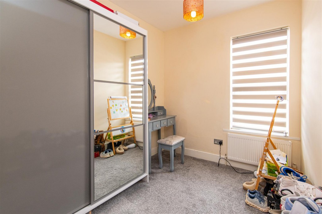 Images for Denmark Road, Rushden EAID:oscarjamesapi BID:8