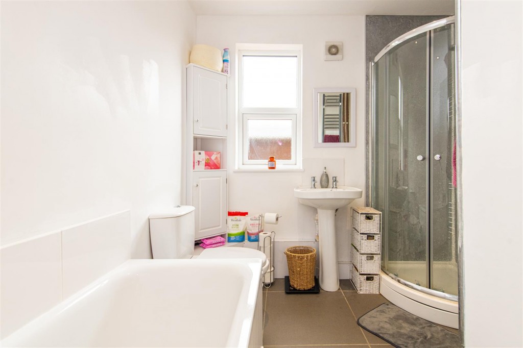 Images for Denmark Road, Rushden EAID:oscarjamesapi BID:8