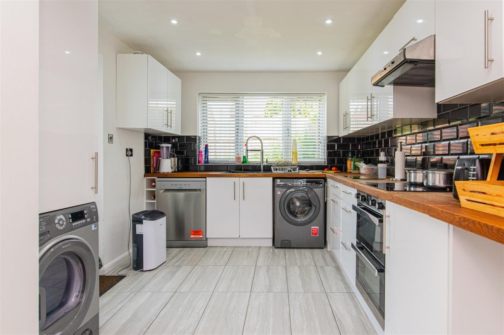 Images for Lindisfarne Drive, Kettering EAID:oscarjamesapi BID:2