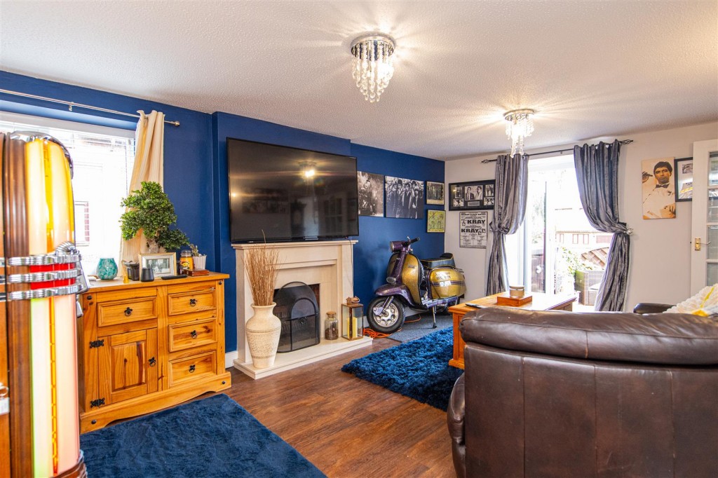 Images for Wold Road, Burton Latimer, Kettering EAID:oscarjamesapi BID:2