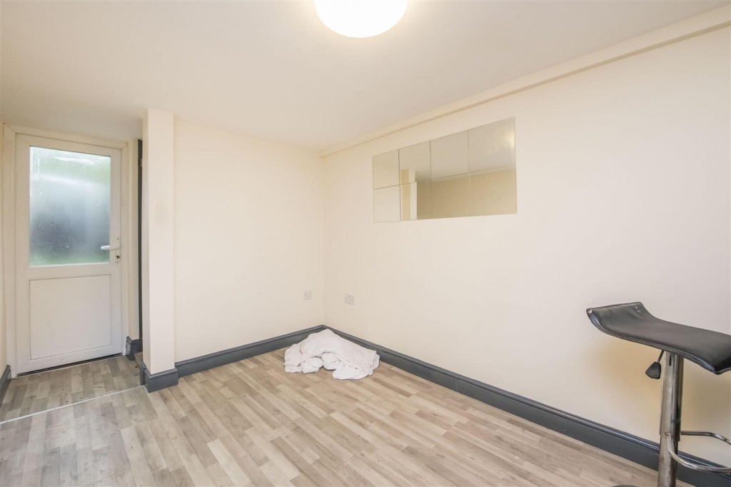 Images for Milton Road, Corby EAID:oscarjamesapi BID:2