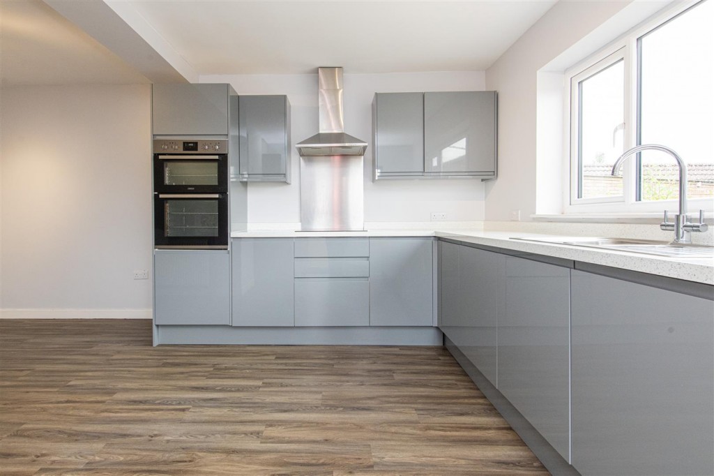 Images for Derwent Crescent, Kettering EAID:oscarjamesapi BID:2