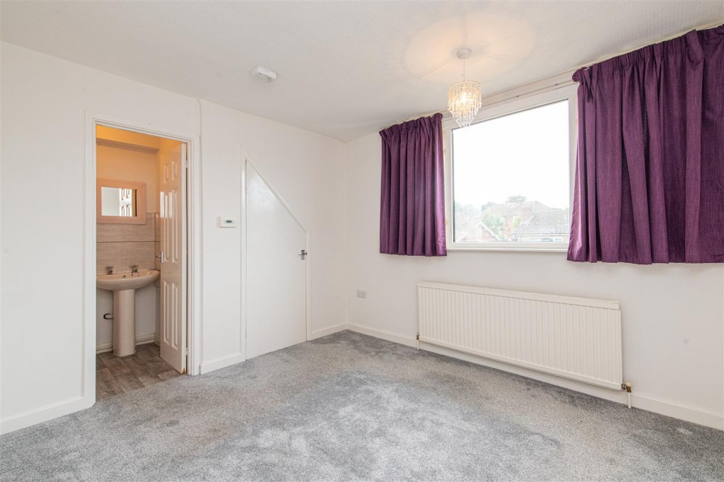 Images for Derwent Crescent, Kettering EAID:oscarjamesapi BID:2