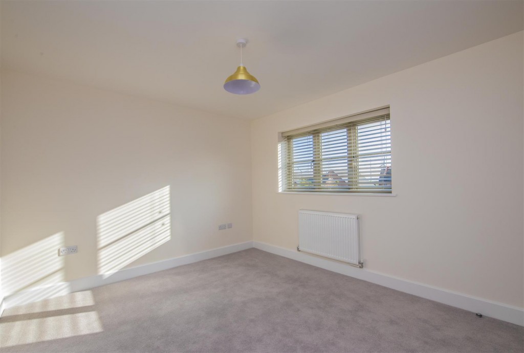 Images for Baldwin Drive, White Lodge Farm, Burton Latimer EAID:oscarjamesapi BID:2