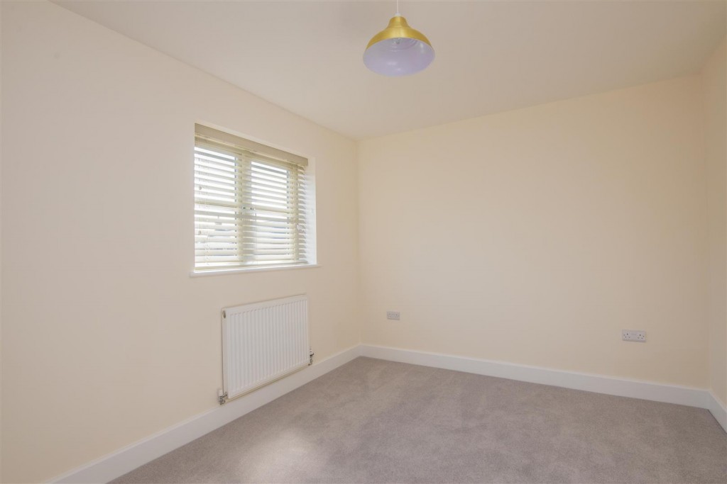 Images for Baldwin Drive, White Lodge Farm, Burton Latimer EAID:oscarjamesapi BID:2