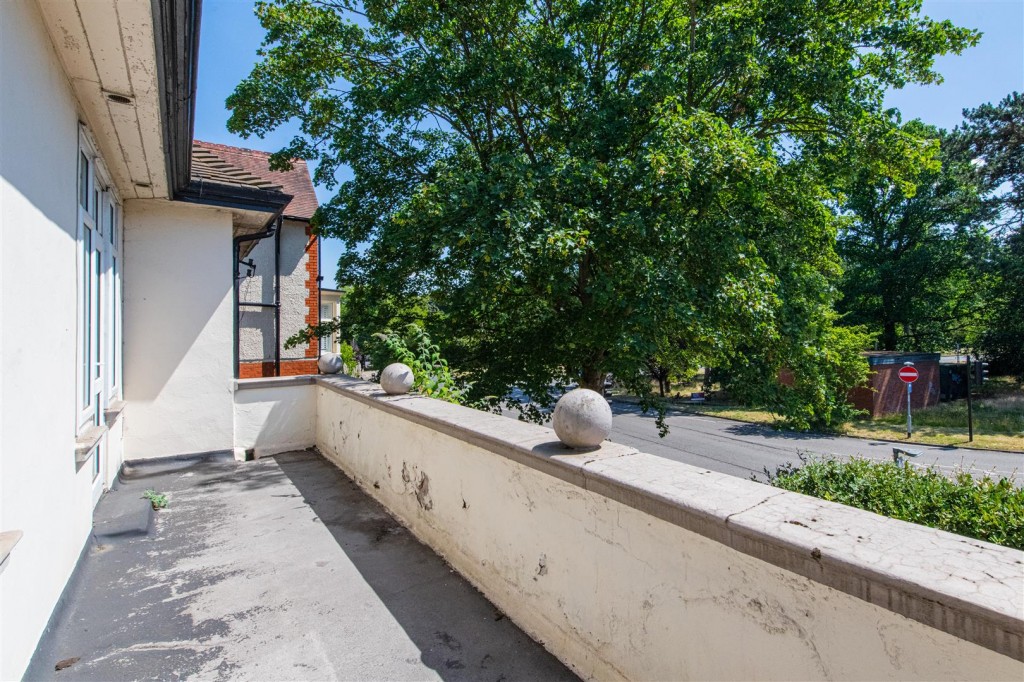 Images for Park Avenue North, Northampton EAID:oscarjamesapi BID:1