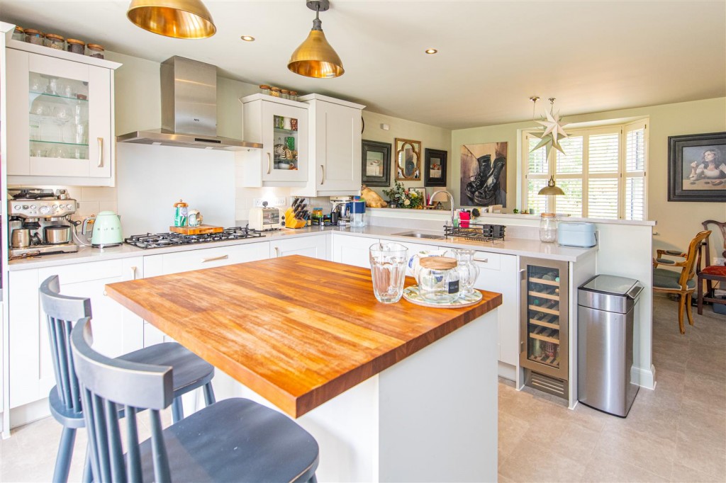 Images for Cherry Tree Drive, Market Harborough EAID:oscarjamesapi BID:5