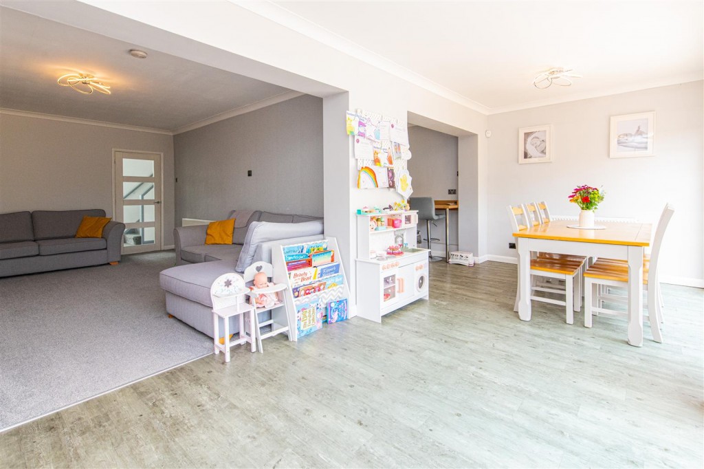 Images for West Furlong, Kettering EAID:oscarjamesapi BID:2