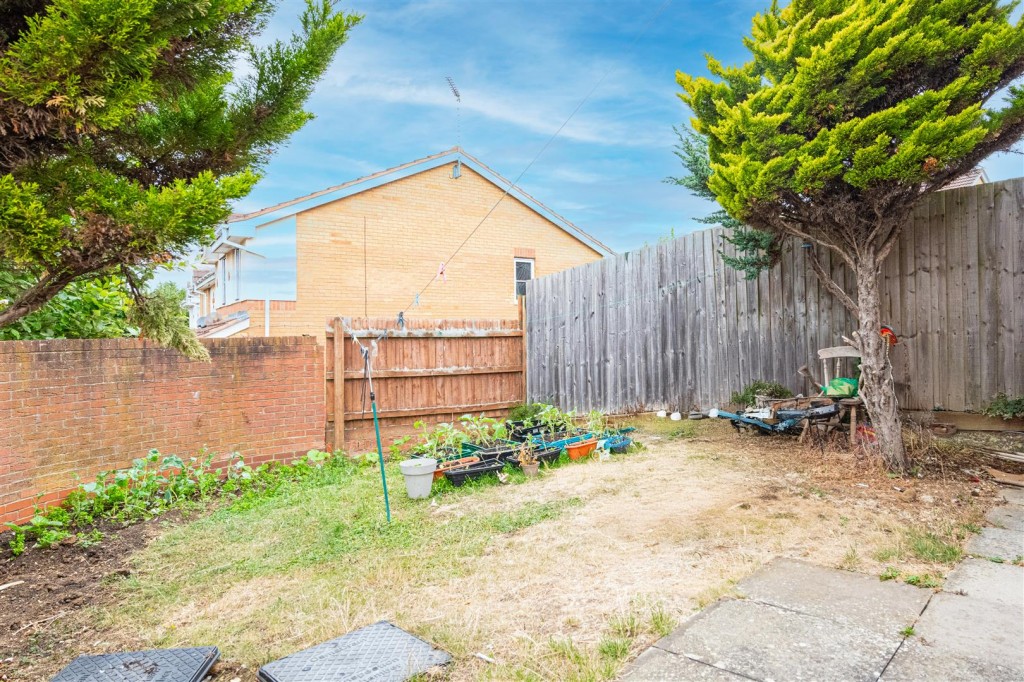 Images for Packer Road, Kettering EAID:oscarjamesapi BID:2