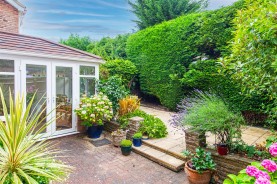 Images for Eastlands Road, Finedon