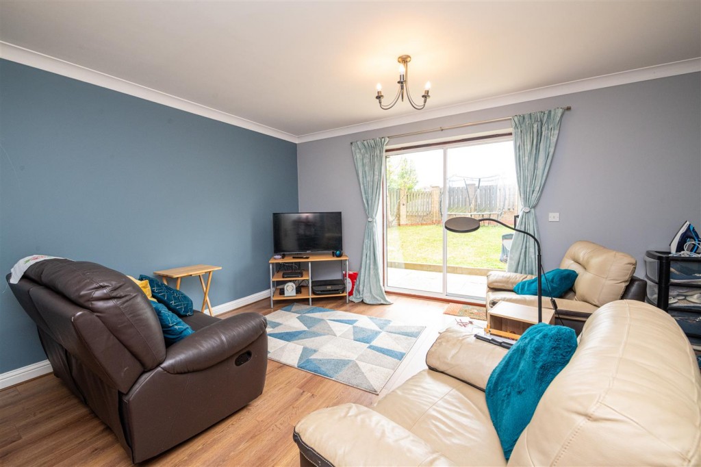 Images for Oakham Close, Desborough, Kettering EAID:oscarjamesapi BID:5