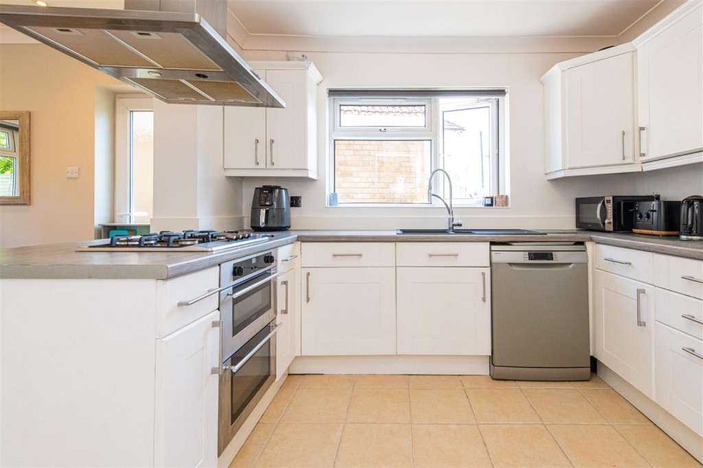 Images for Isham Road, Pytchley, Kettering EAID:oscarjamesapi BID:2