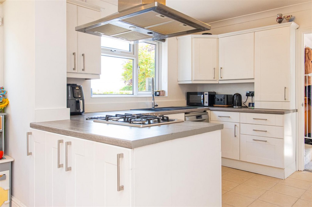 Images for Isham Road, Pytchley, Kettering EAID:oscarjamesapi BID:2