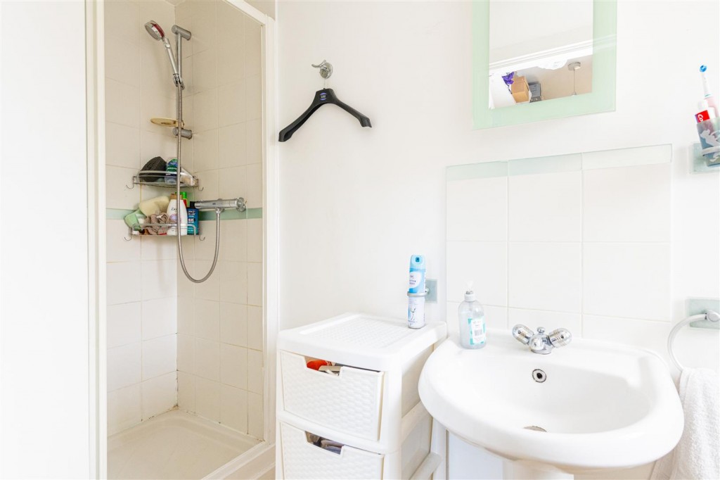 Images for Osbourne Close., Corby EAID:oscarjamesapi BID:4