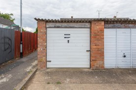 Images for Wareham Green, Corby