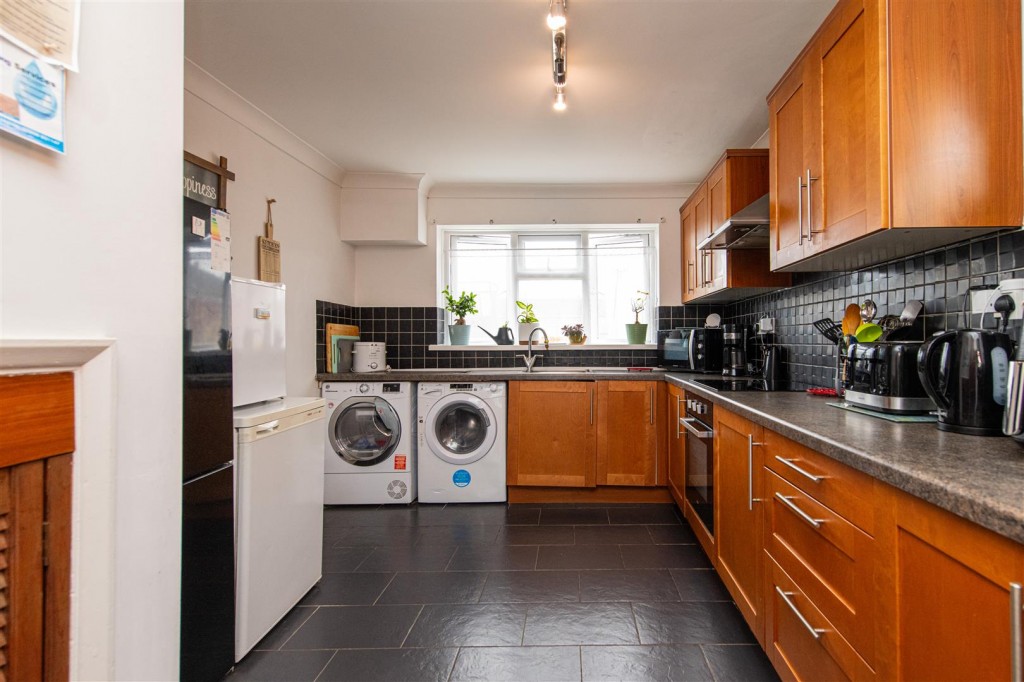 Images for Wareham Green, Corby EAID:oscarjamesapi BID:4