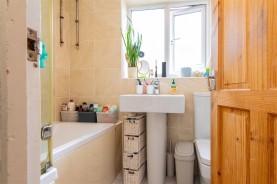 Images for Pioneer Avenue, Burton Latimer