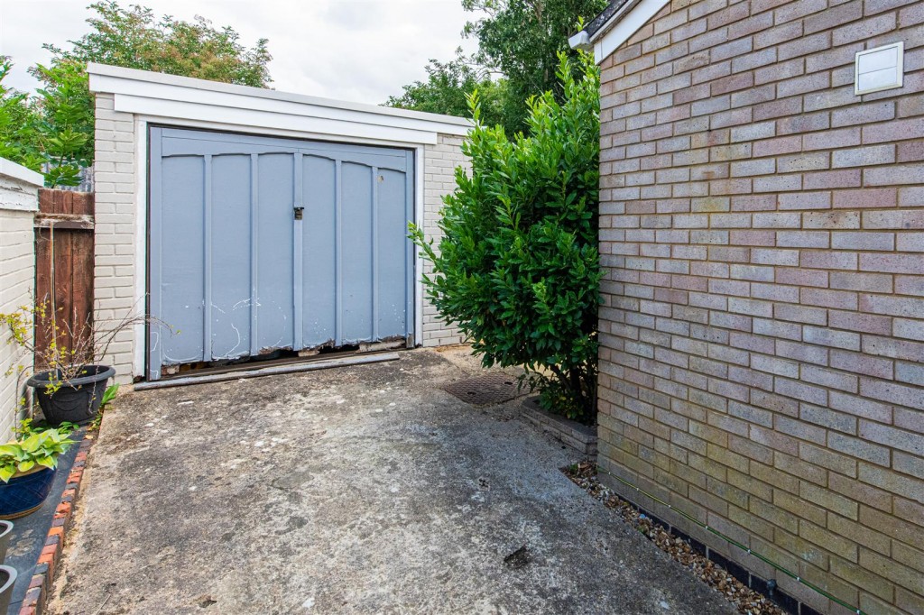 Images for St. Valentines Close, Kettering EAID:oscarjamesapi BID:2