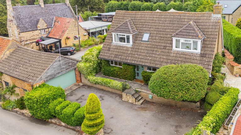 High Street, Cranford, Kettering - EAID:oscarjamesapi, BID:3