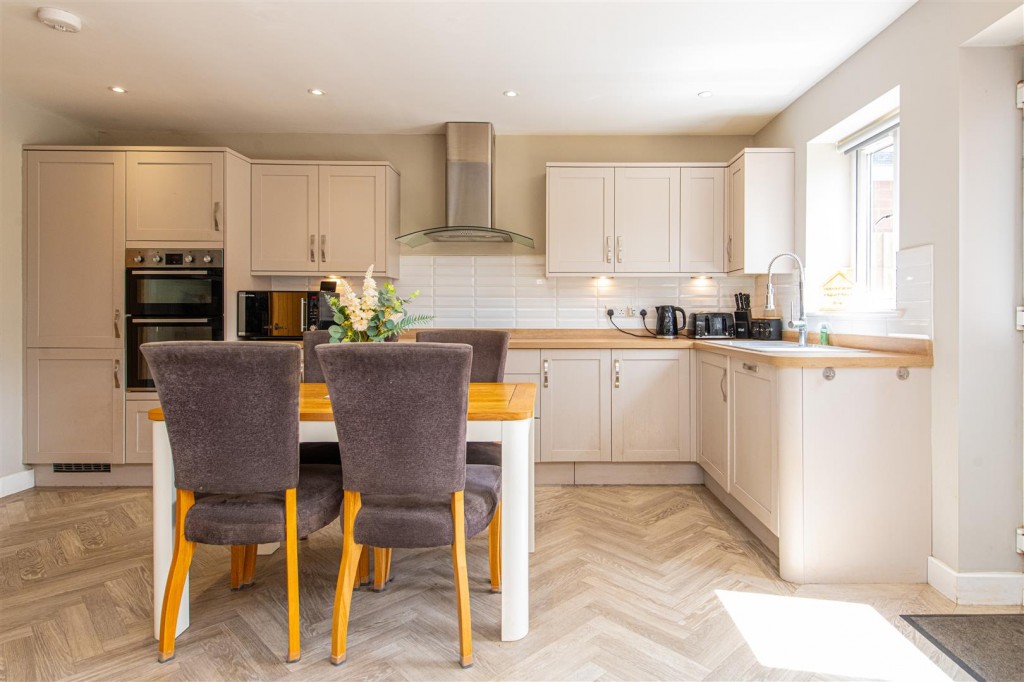 Images for Pullman Close, Rushton EAID:oscarjamesapi BID:4