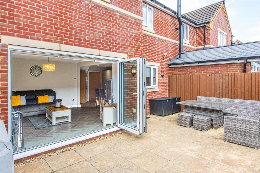 Images for Pullman Close, Rushton EAID:oscarjamesapi BID:4