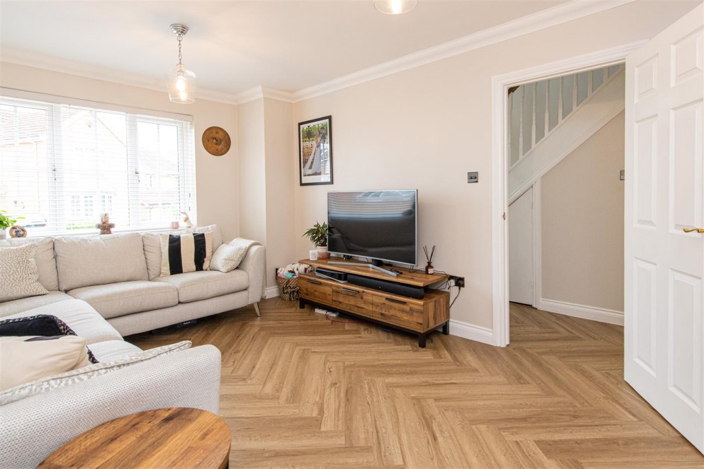 Images for Larkin Gardens, Higham Ferrers EAID:oscarjamesapi BID:8