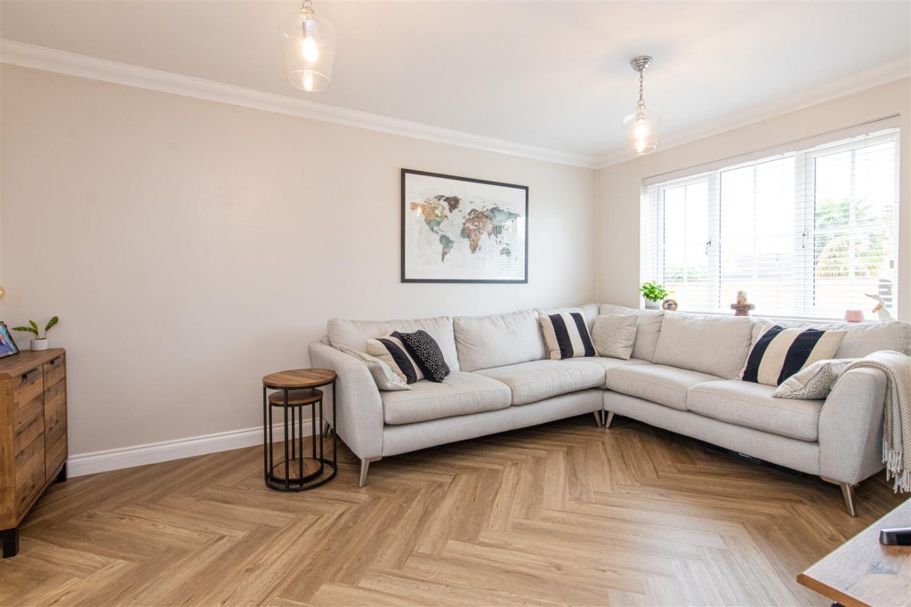 Images for Larkin Gardens, Higham Ferrers EAID:oscarjamesapi BID:8