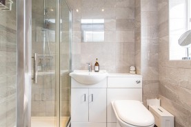 Images for Larkin Gardens, Higham Ferrers