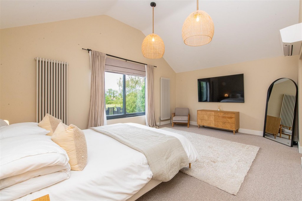 Images for Thornton Crescent, Church Langton EAID:oscarjamesapi BID:5