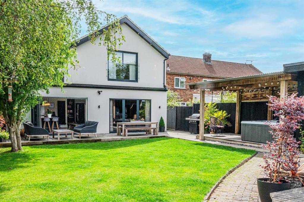 Images for Thornton Crescent, Church Langton EAID:oscarjamesapi BID:5