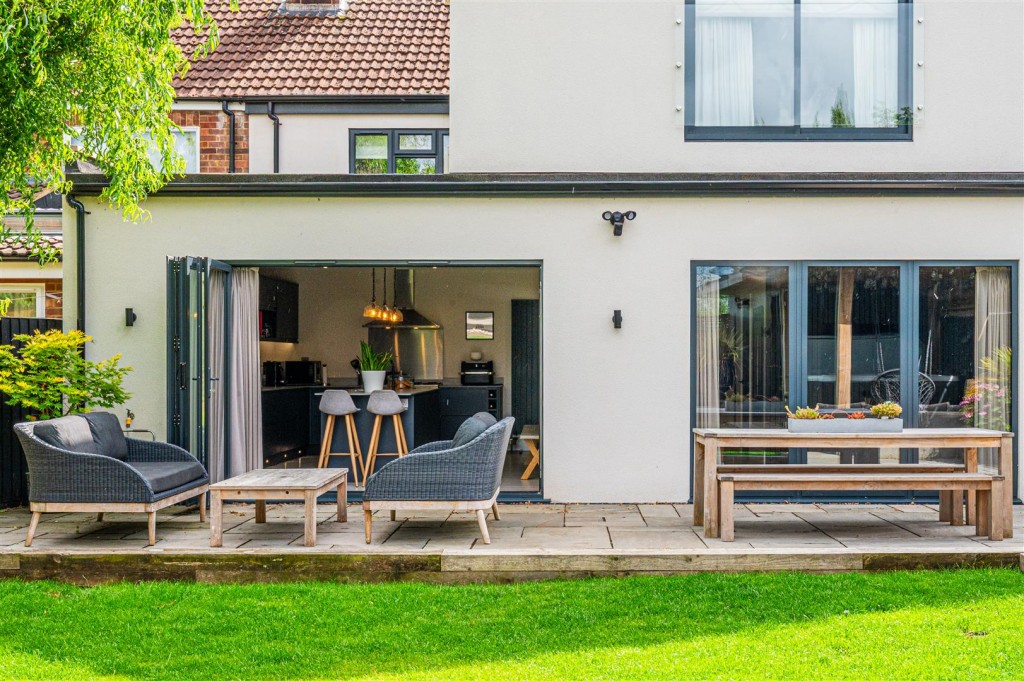 Images for Thornton Crescent, Church Langton EAID:oscarjamesapi BID:5