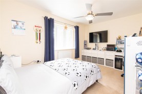 Images for Chaplins Lane, Desborough