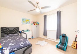 Images for Chaplins Lane, Desborough