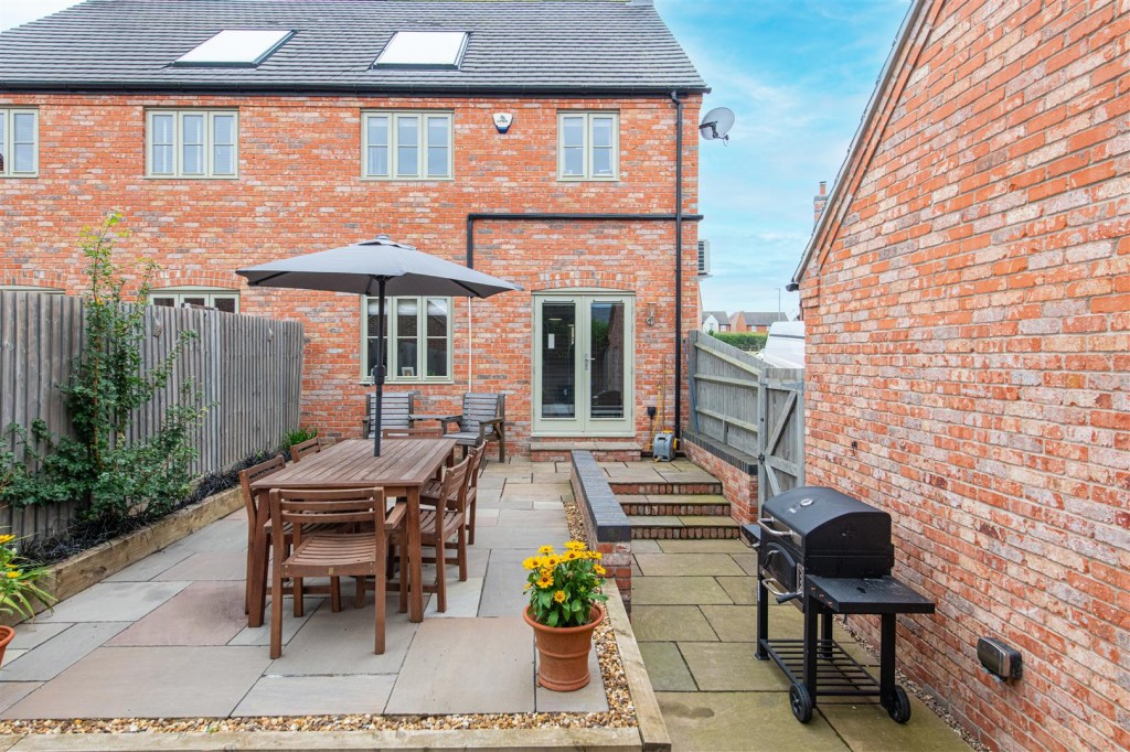 Images for Perkins Close, Burton Latimer EAID:oscarjamesapi BID:3