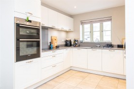 Images for Perkins Close, Burton Latimer