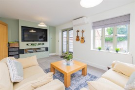 Images for Perkins Close, Burton Latimer