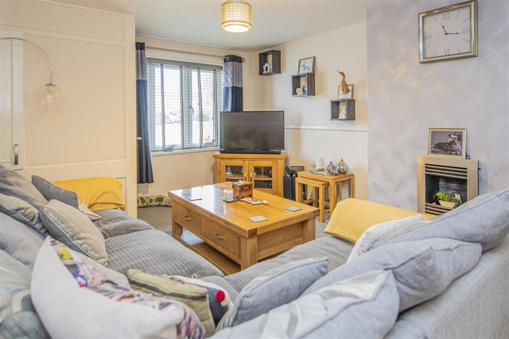 Images for Willow Crescent, Market Harborough EAID:oscarjamesapi BID:5