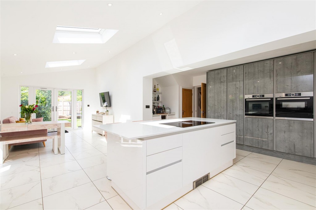 Images for Barton Road, Barton Seagrave EAID:oscarjamesapi BID:3