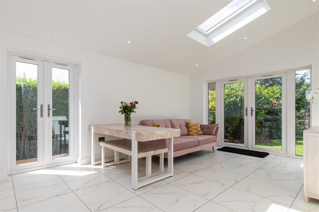 Images for Barton Road, Barton Seagrave EAID:oscarjamesapi BID:3