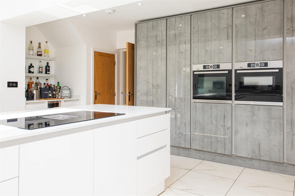 Images for Barton Road, Barton Seagrave EAID:oscarjamesapi BID:3