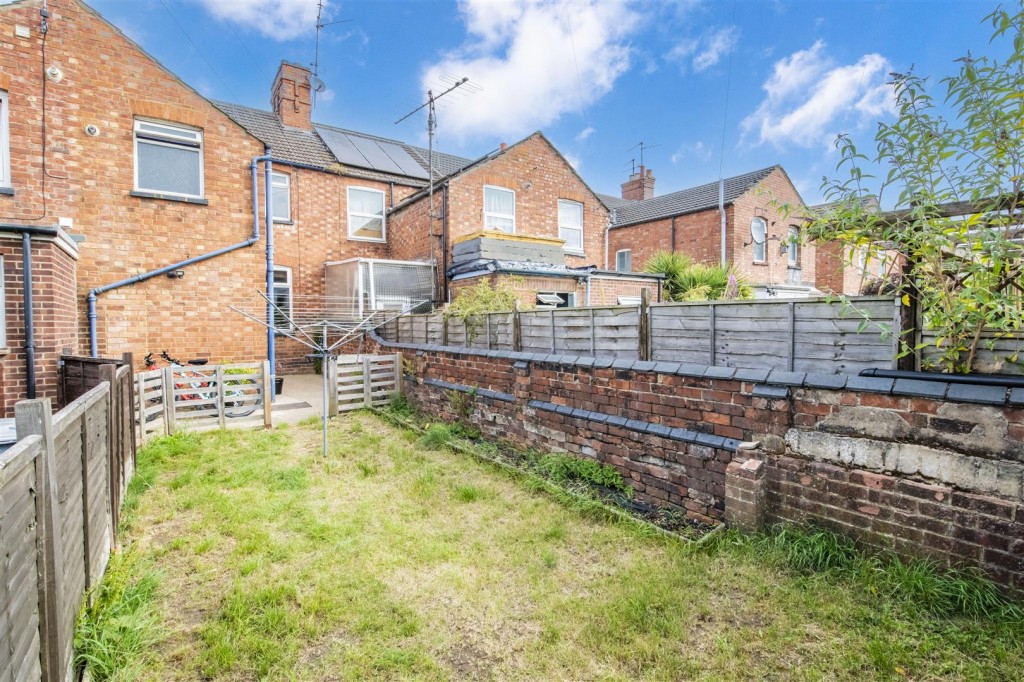 Images for Wood Street, Kettering EAID:oscarjamesapi BID:2